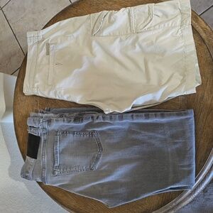 Mens Express grey slim Jean 33x32 & CK beige cargo shorts size 32, great conditi